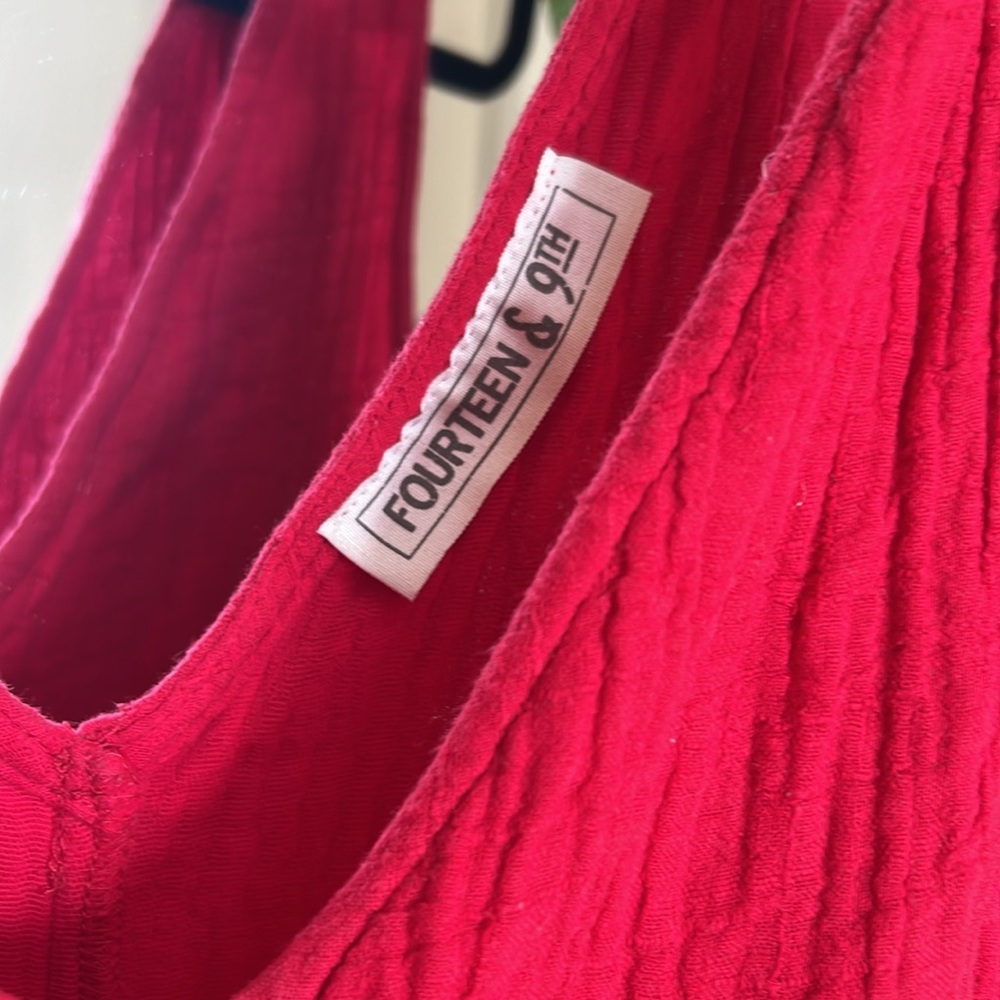 Red romper - Picture 4 of 4